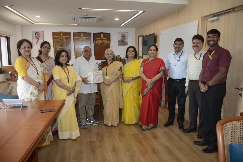 Felicitation program of Shri Muralidhar Madhur, PFA/SECR